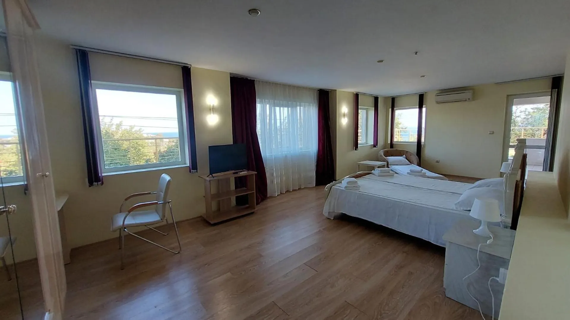 Quartz Hotels Varna Briz